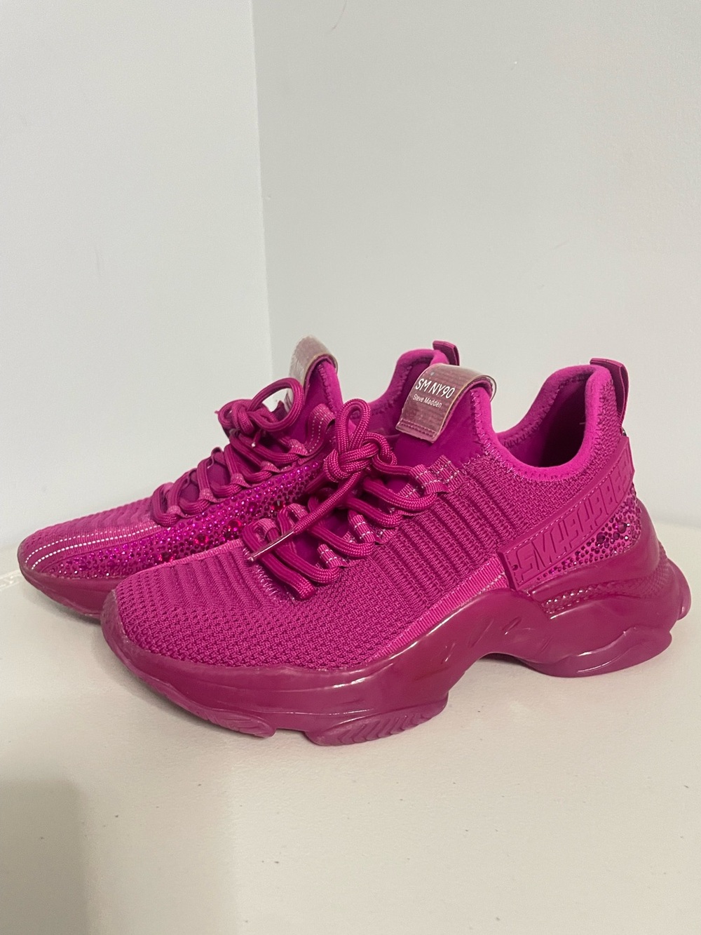 Steve Madden Maxima Hot Pink Rhinestone Chunky Sneakers Size 6.5